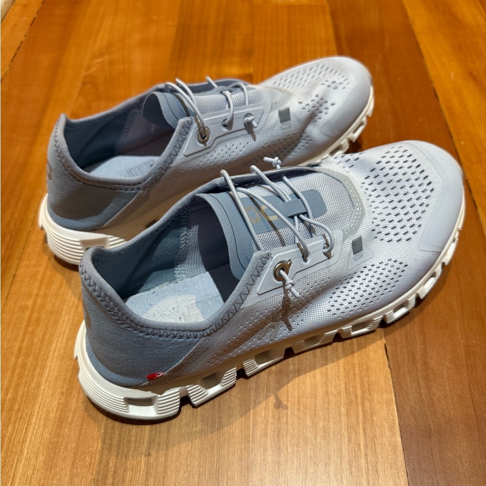 Cloud 5 Coast, Blue, Women’s size 8